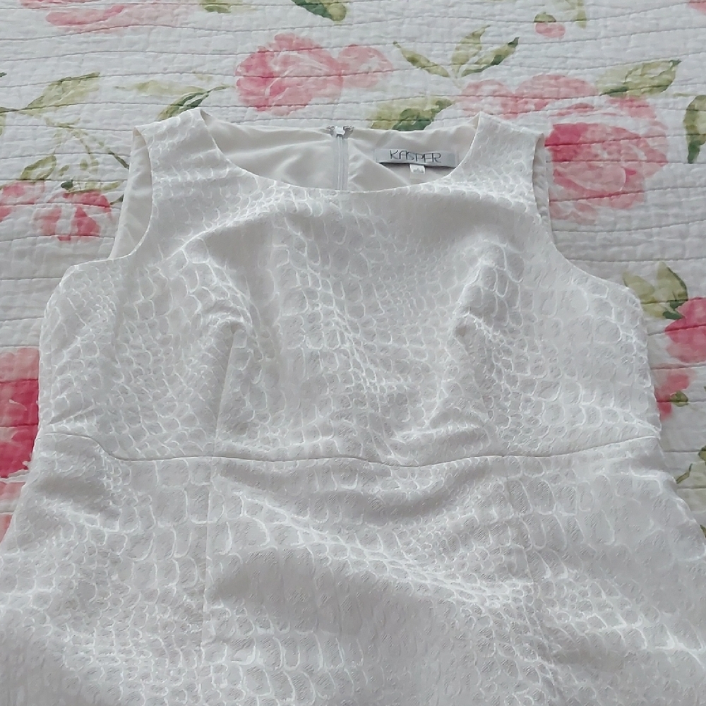 Kasper Ivory Sleeveless Textured Dress